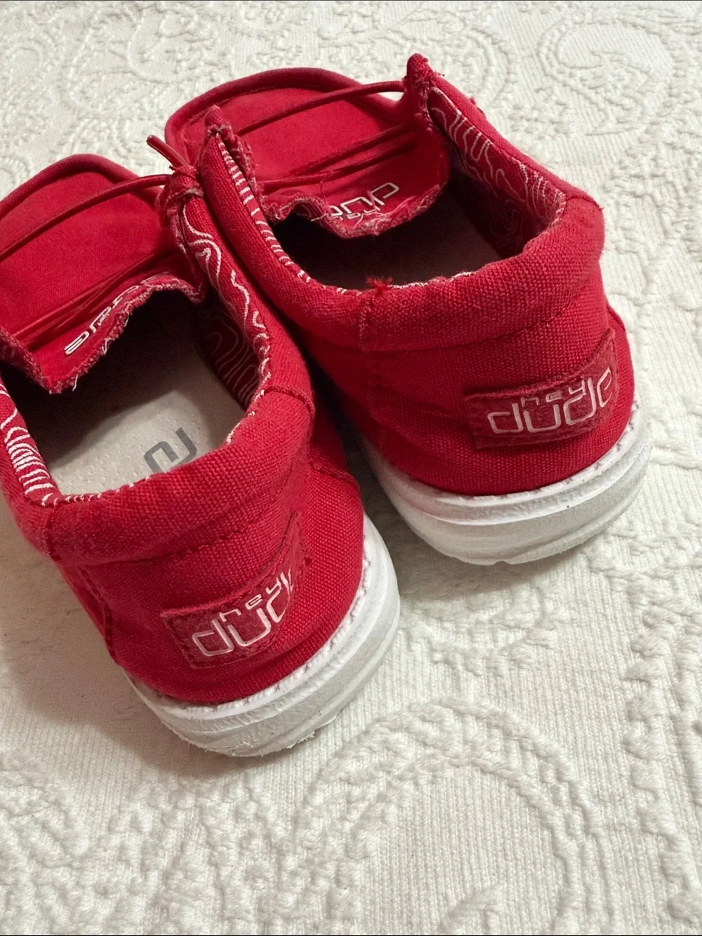 Hey Dude Girls Size 1 Youth Red Canvas Slip-On Sneakers